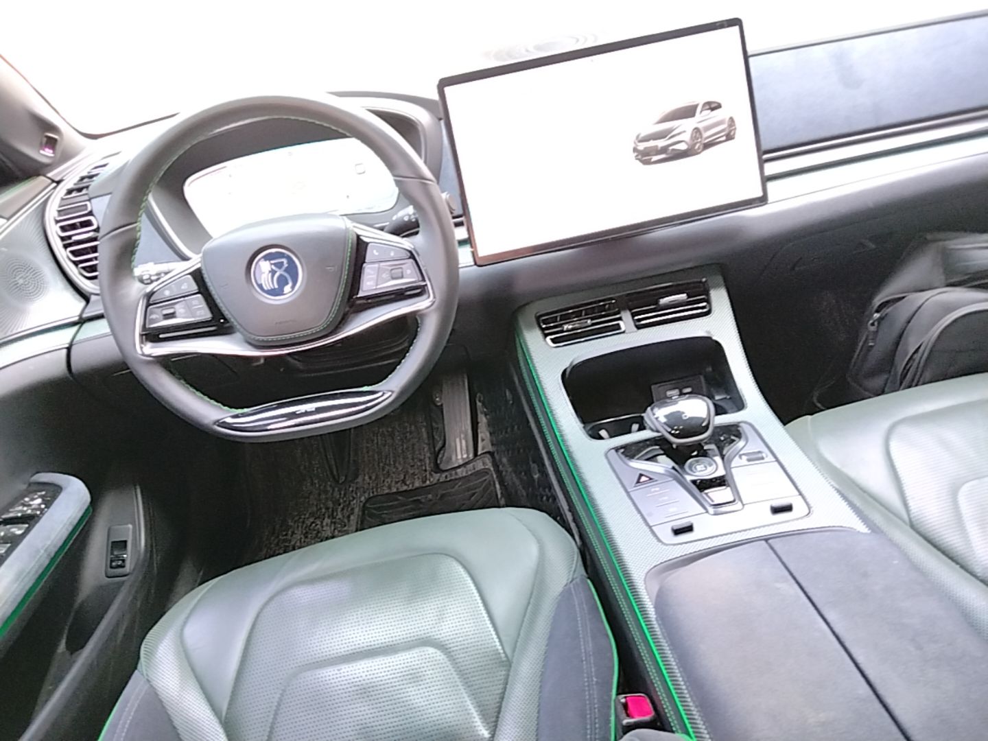 BYD Han 2022 EV 610 km All-Wheel-Drive Qianshan Cui Limited Edition — снимка 20