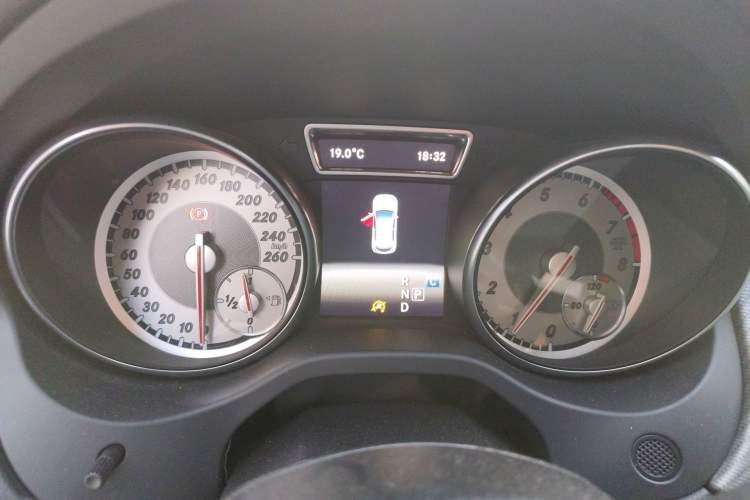 Used Mercedes-Benz GLA 2017 GLA 220 4MATIC Fashion Model
