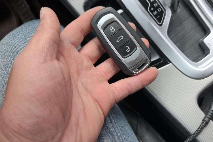 Used Geely Auto Emgrand GS 2018 Lingchao Edition 1.4T Automatic ZhenShang Smart Connectivity Model Interior 1