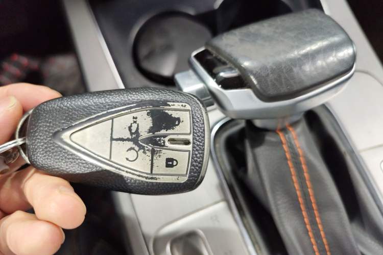 Used CHANGAN OSHAN X7 2020 1.5T Automatic Luxury Model