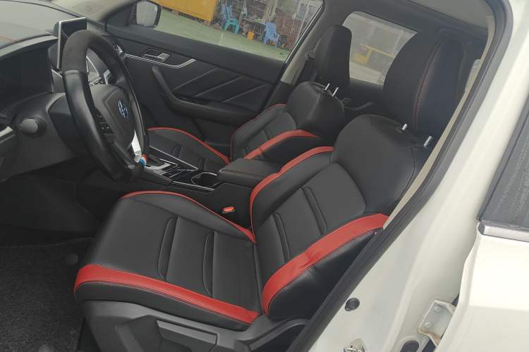 Used Venucia T60 2018 1.6L CVT Smart & Fun Version China VI Standard