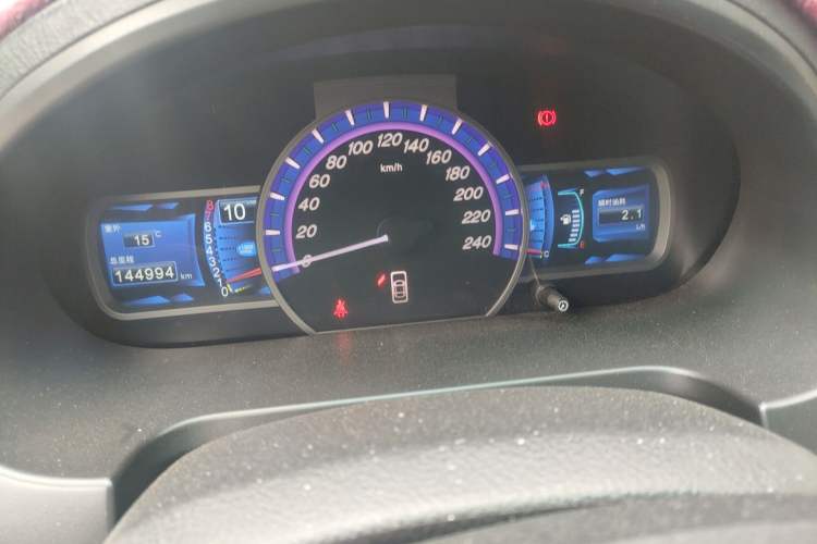 Used BYD S6 2014 2.0L Manual Luxury 5-Seater