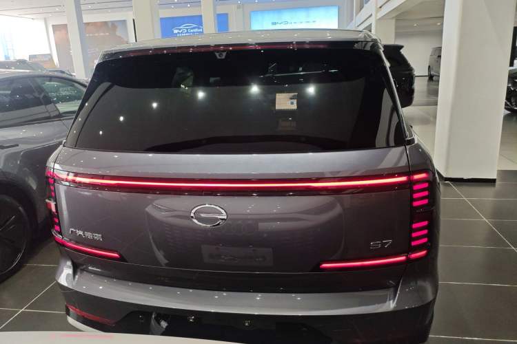 Used GAC Trumpchi Xiangwang S7 2025 205 km Max Version Rear