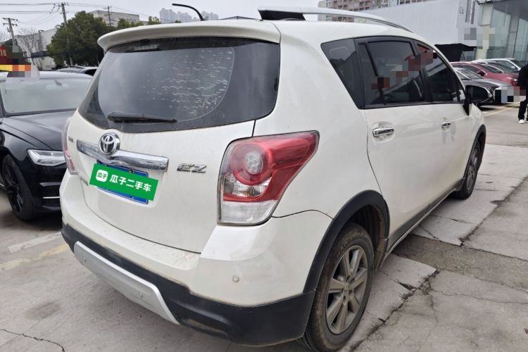 Used Toyota Verso 2015 180E CVT Crossover Edition
