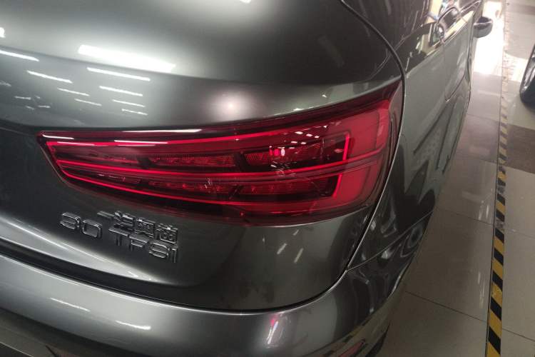 Used Audi Q3 2016 30 TFSI Fashion Model
