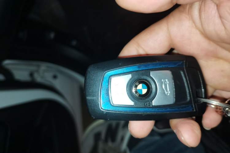 Used BMW 3 Series GT 2019 320i M Sport Package Vehicle Key