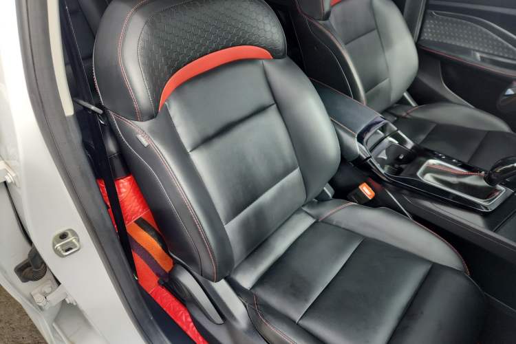 Used MG 5 2022 180 DVVT CVT Youth Luxury Edition
