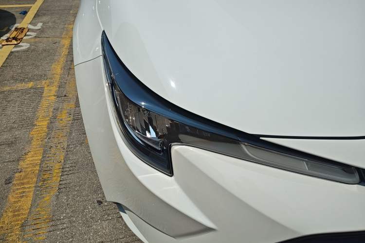 Used Toyota Levin 2024 Smart Electric Hybrid Dual-Engine 1.8L Leading Edition Right Front Headlight