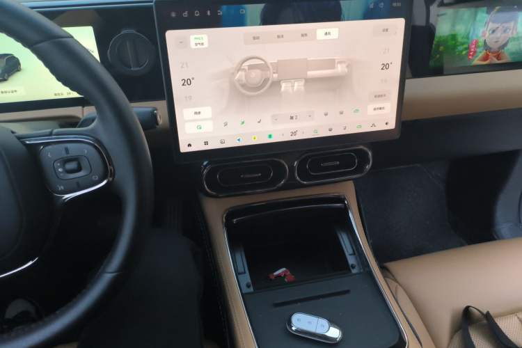 Used Leapmotor C11 2024 Range-Extended 300 Luxury Edition
