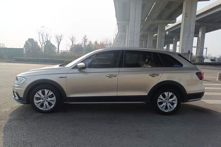 Used Volkswagen C-TREK 2018 1.5L Automatic Comfort Model
