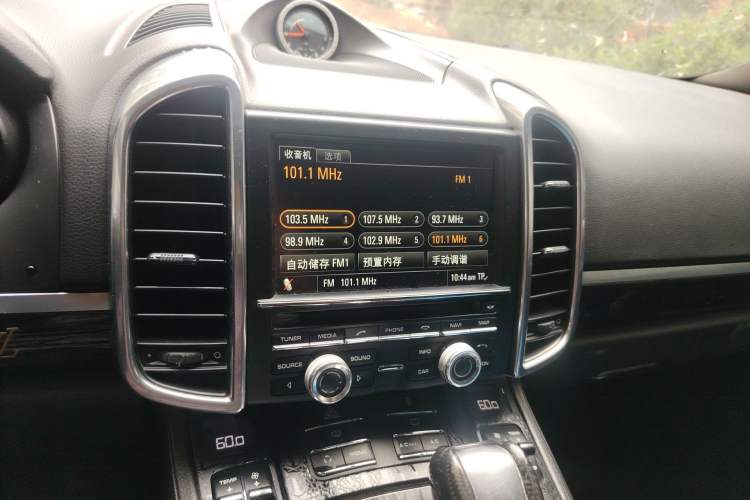 Used Porsche Cayenne 2013 3.6L automatic transmission U.S. specification Audio And AC Panel