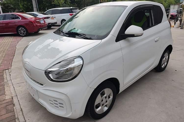 Used Roewe Clever 2021 302 km New Four-Seater Super-Efficient Version