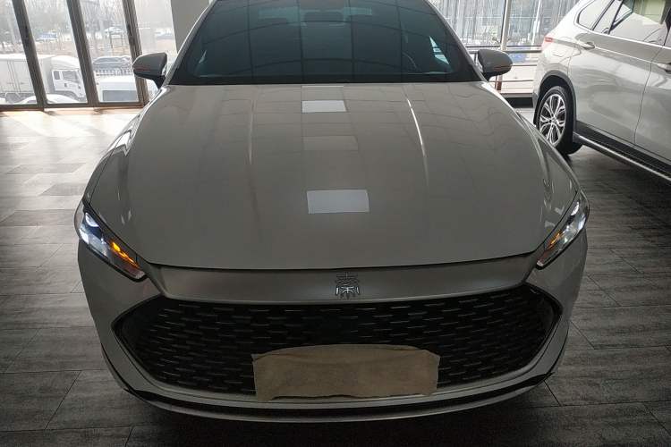 Used BYD Qin PLUS 2024 HONOR Edition DM-i 55KM Leading Model Front