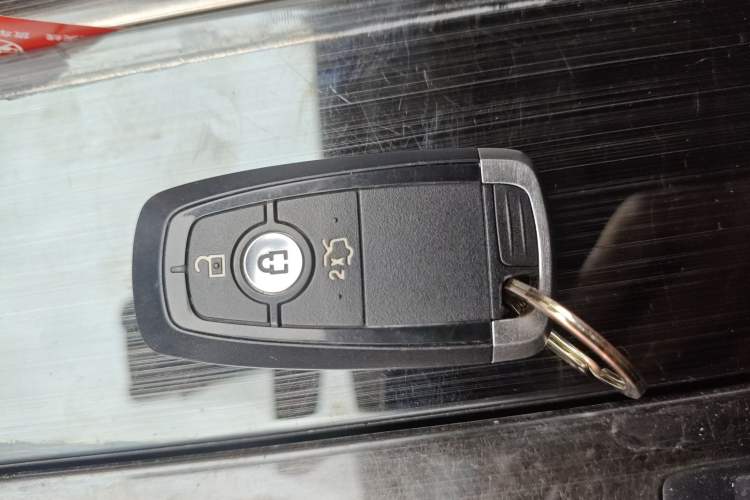 Used Ford Mondeo 2017 EcoBoost 180 Stylish Model Vehicle Key