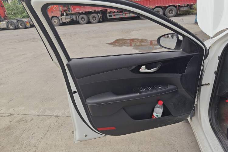 Used Kia K3 2021 1.5L CVT Fashion Edition