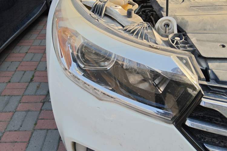 Used GAC Trumpchi GS4 2017 235T Automatic Two-Wheel Drive Luxury Smart Connectivity Version
