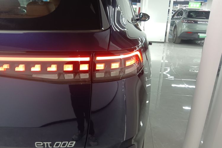 Used Dongfeng eπ eπ008 2025 210 Ultra Range-Extended Version 5 Seats