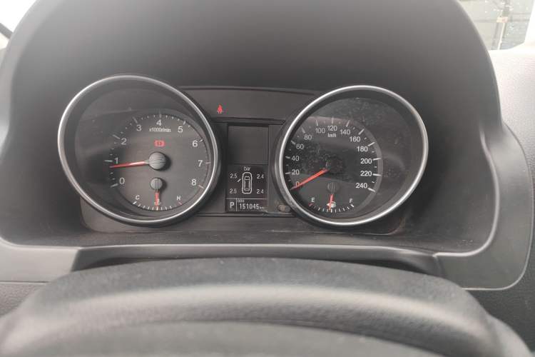 Used Haval H6 2016 Upgraded Model 1.5T Automatic Two-Wheel Drive Elite Version Instrument Cluster