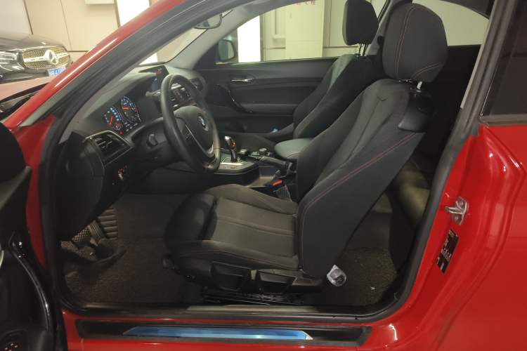 Used BMW 2 Series 2018 220i Sport Design Package