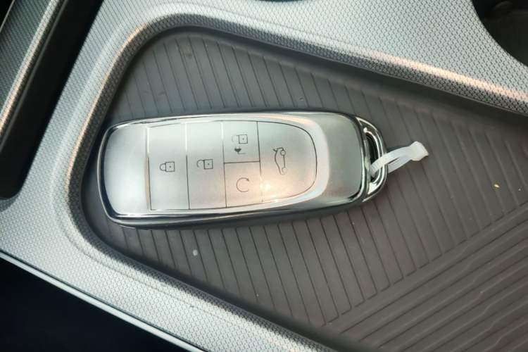 Used AION Y 2022 Plus 70 Smart Edition Vehicle Key