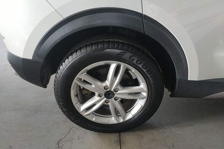 Used Haval H4 2019 Red-Label 1.5 GDIT DCT Elite SmartConnect Edition
