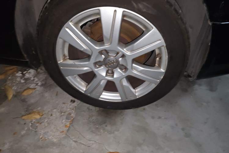 Used Audi A6L 2010 2.4L Comfort Edition
