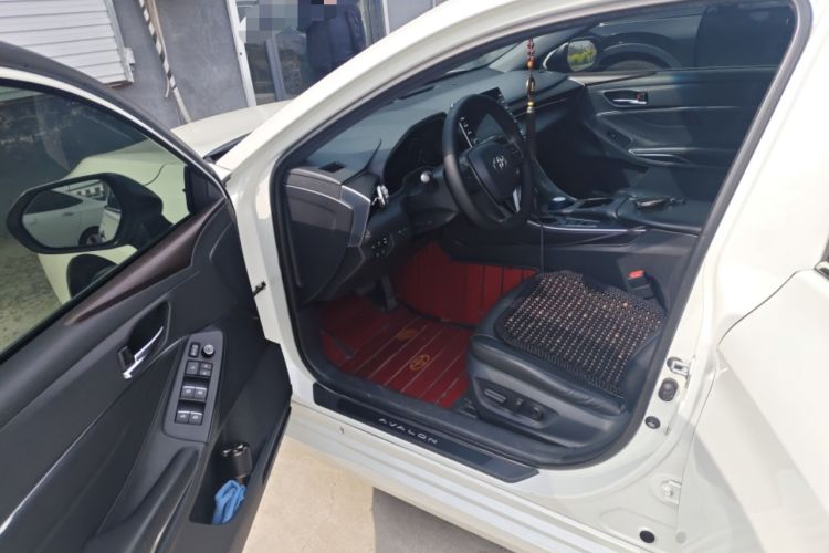 Used Toyota Avalon 2019 2.0L XLE Premium Edition China VI