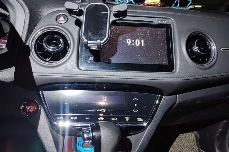 Used Honda XR-V 2015 1.8L VTi CVT Luxury Edition Audio And AC Panel