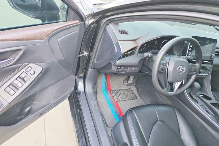 Used Toyota Avalon 2019 2.0L Ambition Edition China VI Driver Seat