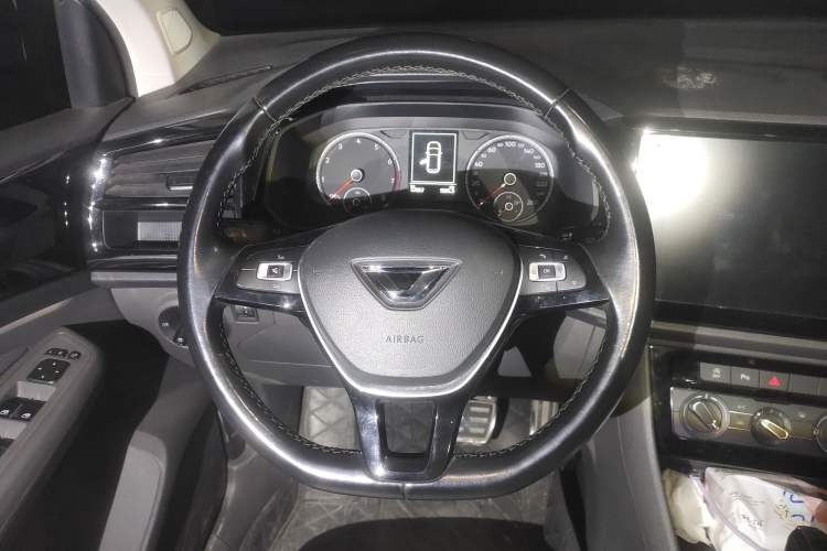 Used Jetta VS7 2020 1.4T Automatic Enjoyment Model