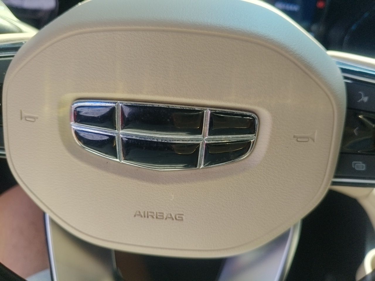 Geely Auto Monjaro L 2025 Dongfang Yao 2.0TD Automatic Lanxing Edition — снимка 20