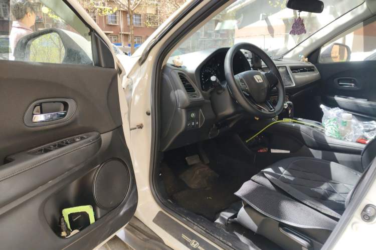 Used Honda Vezel 2020 1.5L CVT Pioneer Edition
