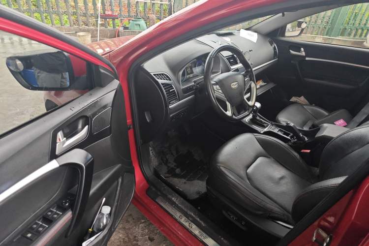 Used Geely Auto Emgrand 2015 Hatchback RS 1.3T CVT Top-Tier Version
