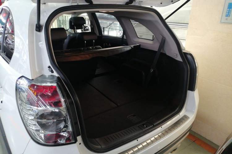 Used Chevrolet Captiva 2014 2.4L 4x4 Flagship Edition 7 Seats