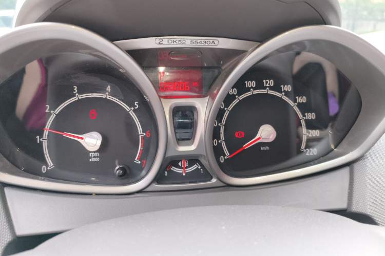 Used Ford Fiesta 2011 Hatchback 1.5L Automatic Fashion Edition
