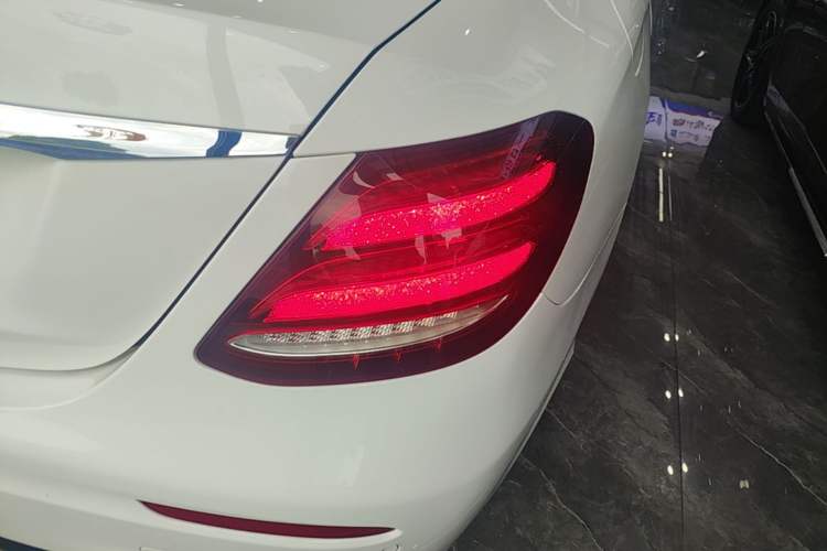 Used Mercedes-Benz E-Class 2020 Restyled E 300 L Sporty and Stylish Edition
