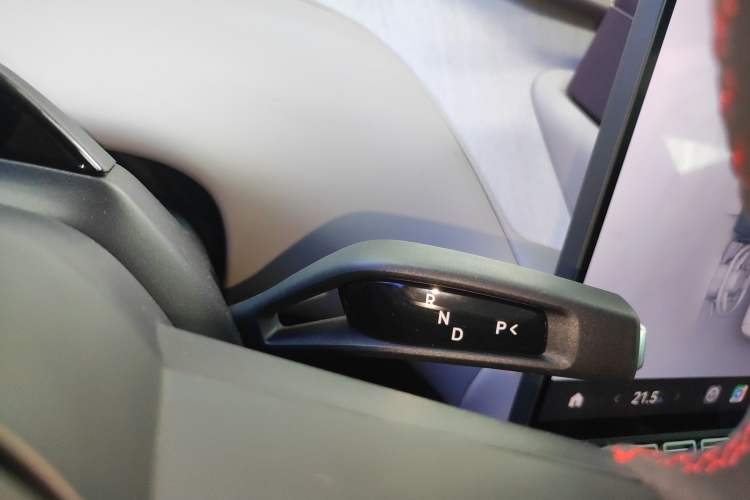 Used Xiaomi Auto YU7 2025 Ultra-Long Range High-Performance All-Wheel-Drive Max Edition