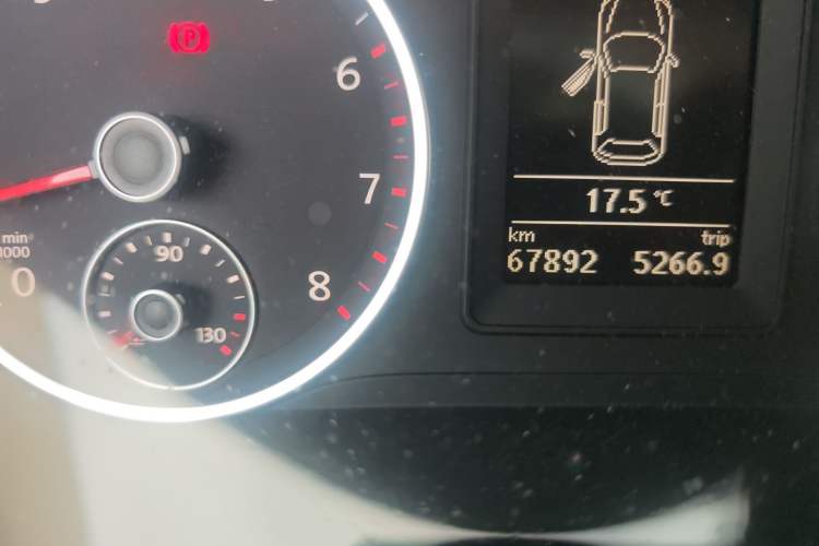 Used Volkswagen Tiguan 2012 1.8TSI Automatic Two-Wheel Drive Elite Edition Odometer Close Up