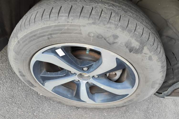 Used BYD S7 2015 2.0T Automatic Prestige Model