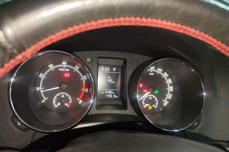 Used Skoda Yeti 2016 1.4TSI DSG Advanced Edition Instrument Cluster