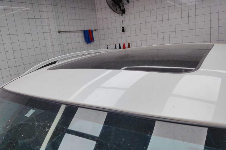 Used Venucia T90 2020 2.0L CVT Smart Connect & Smooth Drive Edition Roof