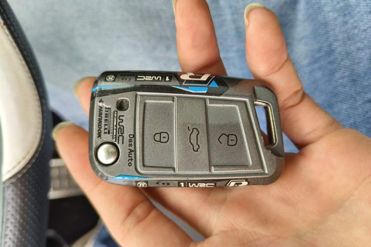 Used Volkswagen Tiguan L 2022 330TSI Automatic Two-Wheel Drive R-Line Enhanced Edition
