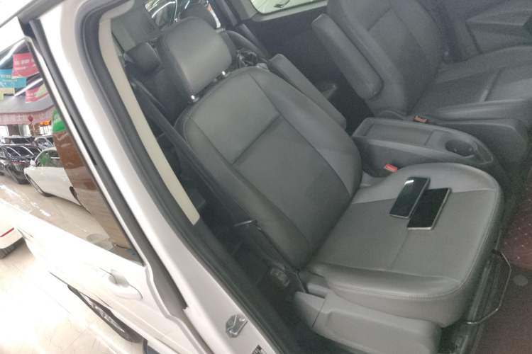 Used Ford Tourneo Custom 2020 2.0T Automatic Elite Edition China VI Standard