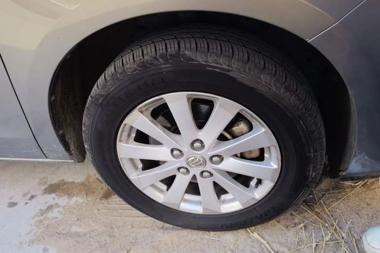 Used Buick GL8 2018 28T Comfort Model China VI Standard