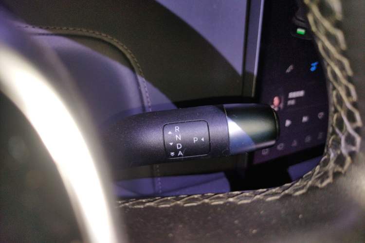 Used Li Auto L8 2023 Pro Model
