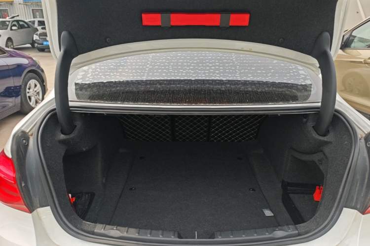 Used BMW 3 Series 2017 320Li Fashion Model
