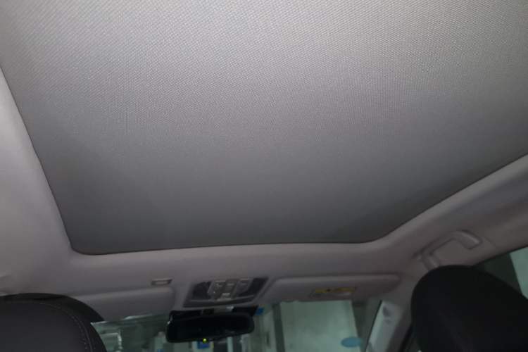 Used Haval H6 2016 Upgraded Model 1.5T Automatic Two-Wheel Drive Prestige Version
