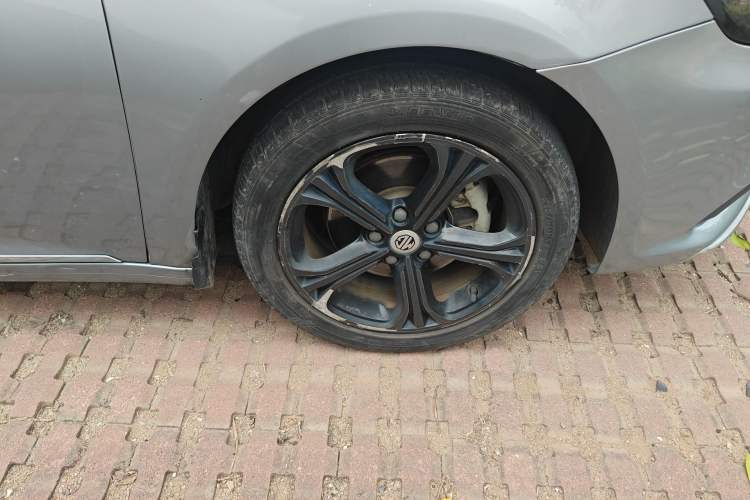 Used MG 6 2017 20T Automatic Luxury Smart Connect Version China V Standard Right Front Wheel Hub