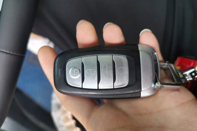 Used Hongqi H5 2020 1.8T Automatic Smart Connect Flagship Edition
