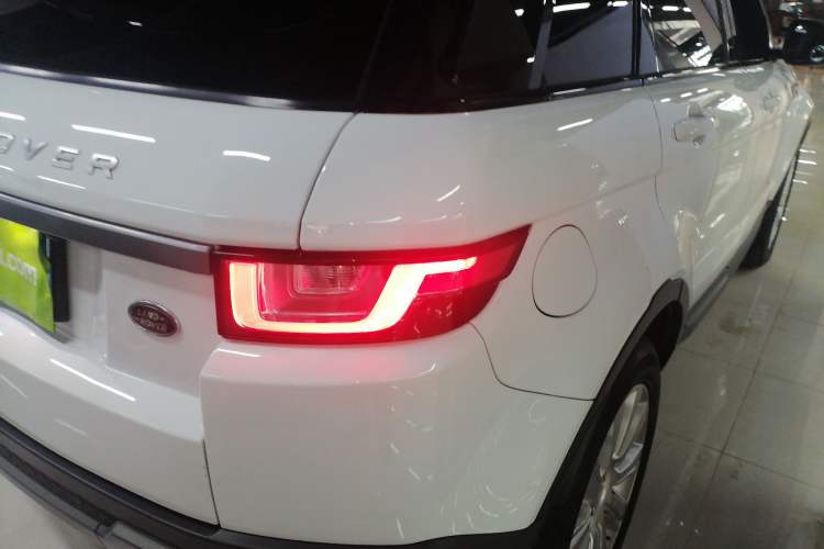 Used Land Rover Range Rover Evoque 2018 240PS PURE Style Edition